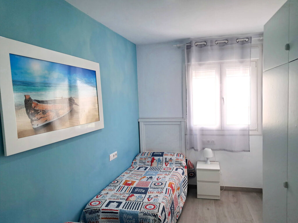 Habitacion doble en el apartamento Malakita en Conil centro