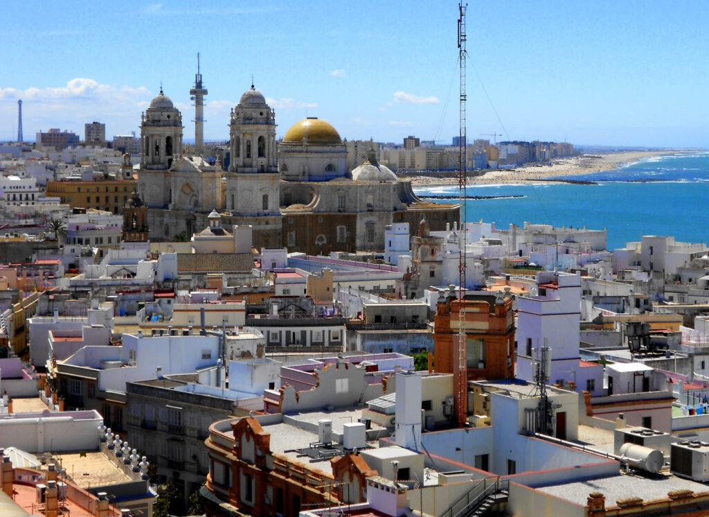 Excursion to Cadiz, from our apartments in Conil